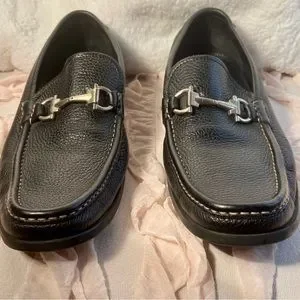 Salvatore Ferragamo | Shoes | Euc Salvatore Ferragamo  display picture 3